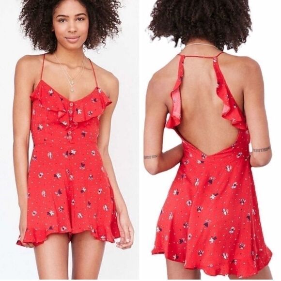 Urban Outfitters Kimchi Blue Red Floral Romper | SZ 0 - Picture 1 of 13